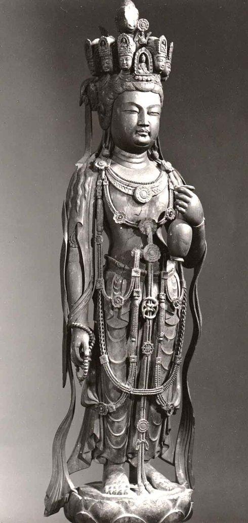 珍贵的菩萨雕像在海外失传——专家指出，这些文物在中国是看不到的