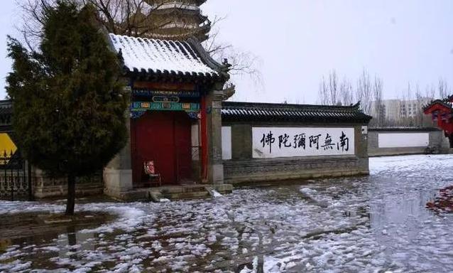 国内旅游文化：琅琊寺公园、山海广场、熊岳古城、望儿山