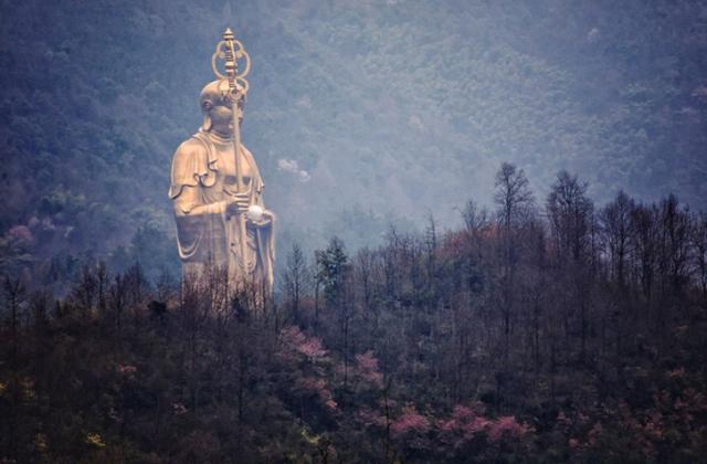 如果你去过中国四大佛教圣地中的三个，你将非常幸运