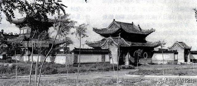 营口——营口冷岩佛寺建于1924年，是中国东北的“四大禅林”之一