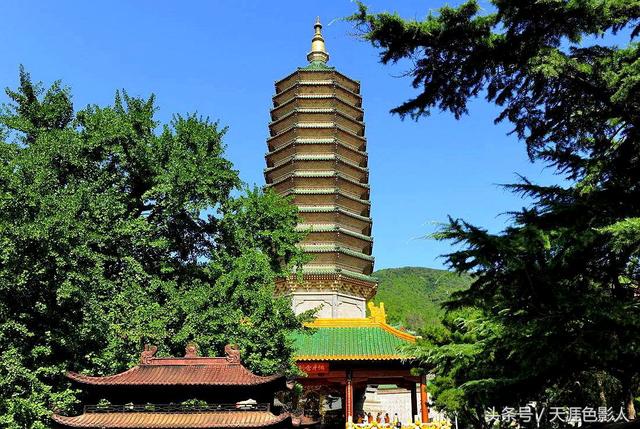 “家中佛教三宝”在哪里？其中两个在北京，另一个受到数十亿美元的保护
