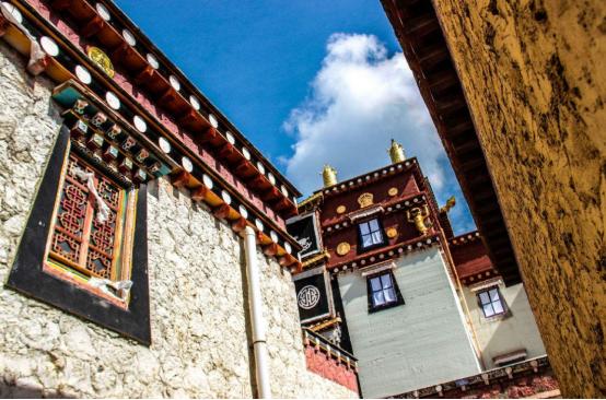 《灿烂印象》带你探索藏传佛教文化的魅力